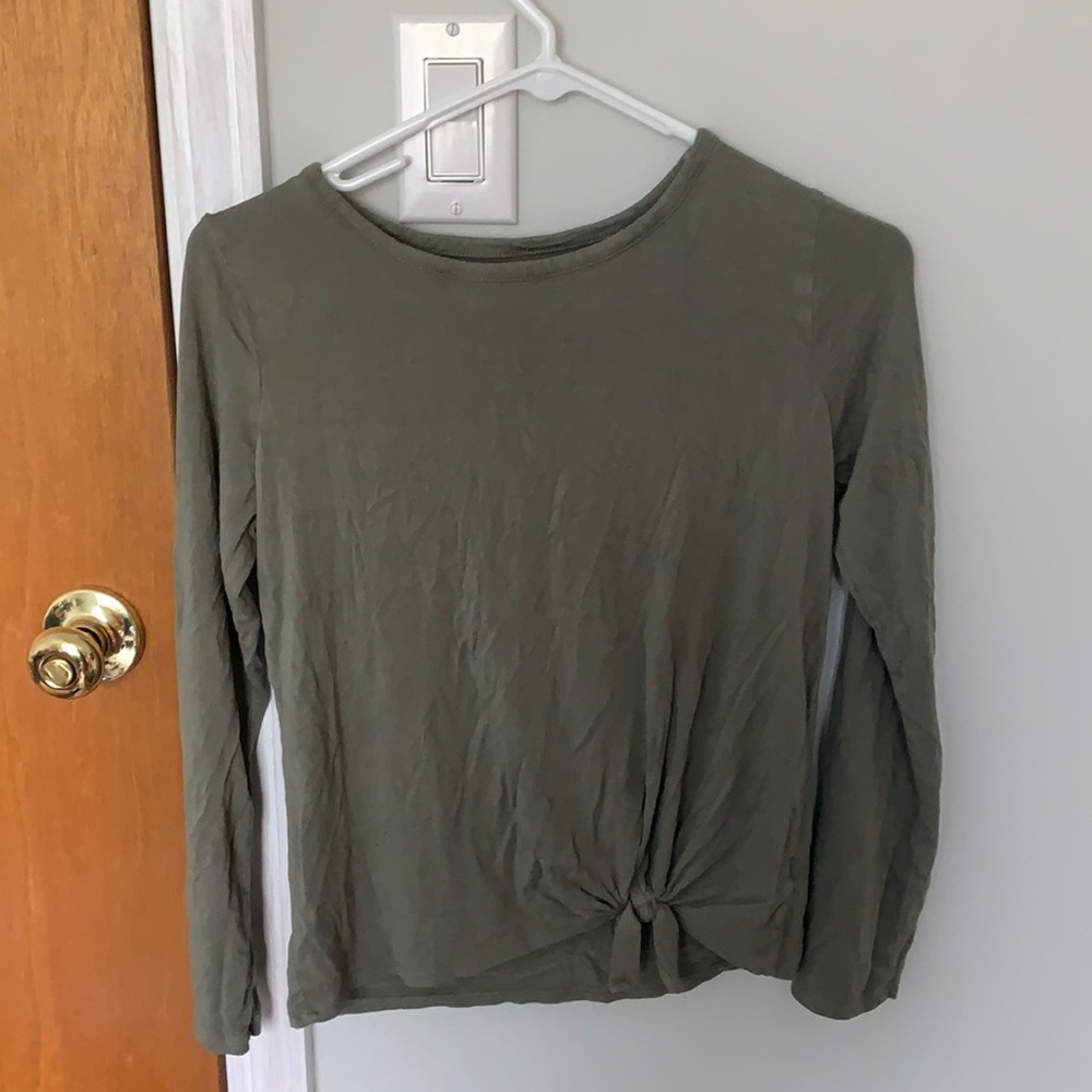 Green Long Sleeve Top